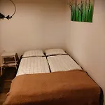 Apartma Tara *
