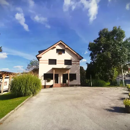 Apartman Apartma Tara Prebold