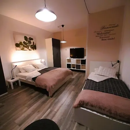 Apartma Tara 아파트 *