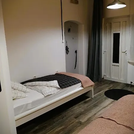 Apartma Tara *