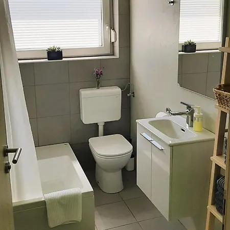Apartma Tara 아파트 *